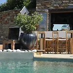 Aigis Kea Ξενοδοχείο 4*
