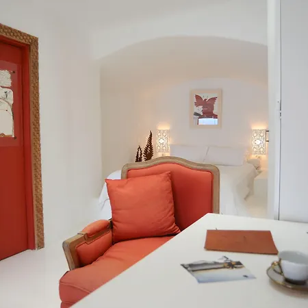 Отель Aigis Kea Vourkari