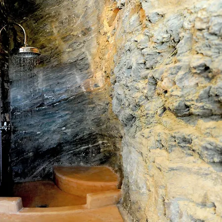 Aigis Kea Отель Vourkari