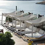 Aigis Kea Hotel 4*