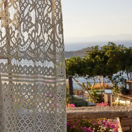 Aigis Kea Hotel Vourkari