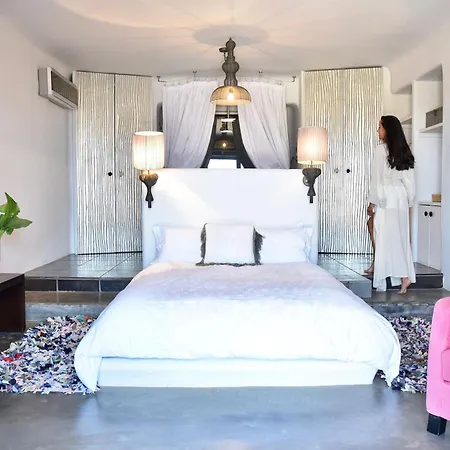 Aigis Kea ホテル Vourkárion